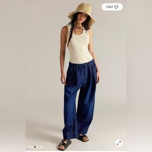 CRVY New Spin Trouser Jeans in Outerspace Short Size 28S. NWT